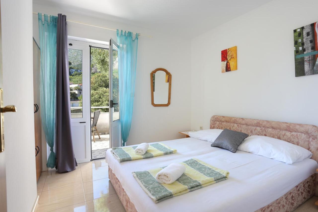 Apartments By The Sea Zivogosce - Porat, Makarska - 18218 이그라네 외부 사진